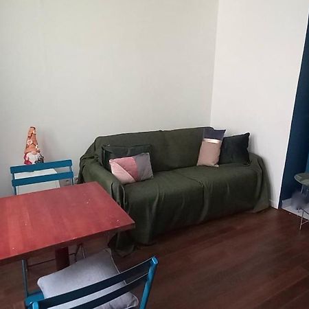 Ferienwohnung Au Coeur Du 18Eme Arrondissement Proche De Montmarte Et Des Jeux Olympiques Paris Exterior foto